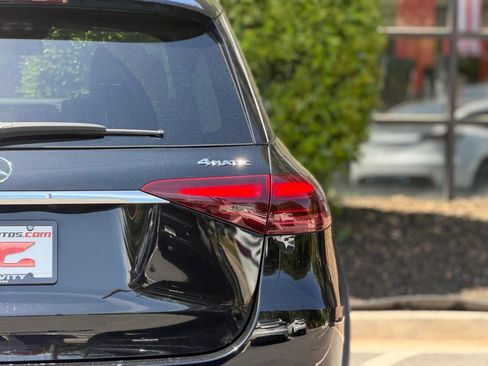 Used 2024 Mercedes-Benz GLE 350 4MATIC w/ 3rd Row Seat Package image 16