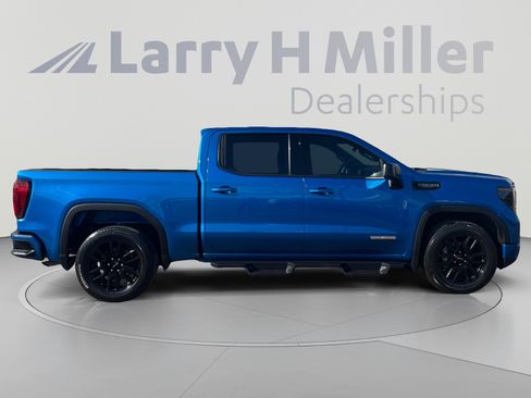 Used 2022 GMC Sierra 1500 Elevation RWD image 6