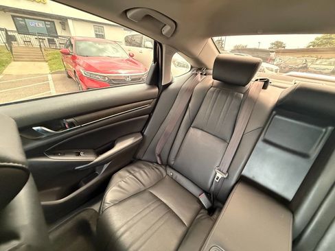 Used 2018 Honda Accord Touring image 54