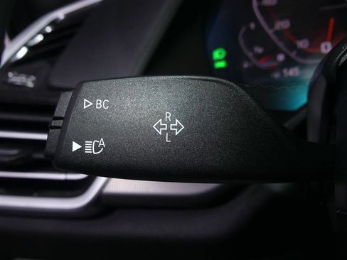 Used 2020 BMW X5 M50i w/ Premium Package image 35