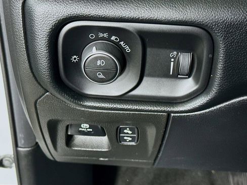 Used 2020 RAM 1500 Big Horn image 19