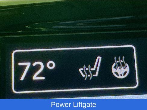 Used 2023 Chrysler Pacifica Touring-L image 26