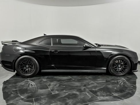 Used 2014 Chevrolet Camaro ZL1 RWD image 10