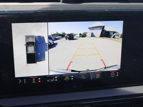 Used 2024 GMC Sierra 2500 AT4 w/ AT4 Premium Plus Package image 23