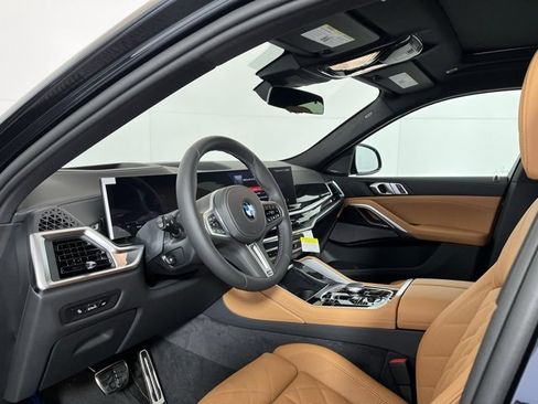 New 2026 BMW X6 M60i w/ Climate Comfort Package image 9