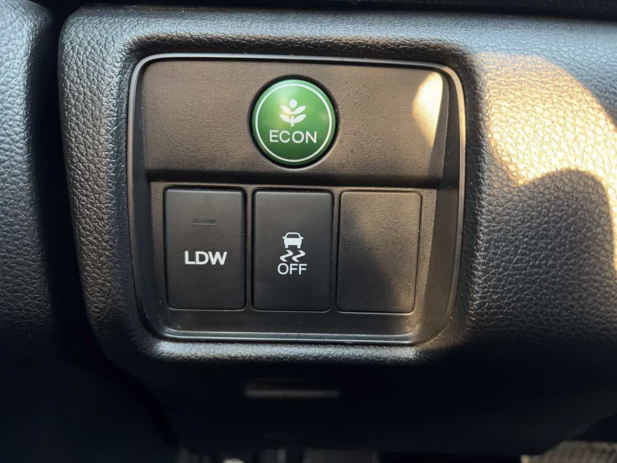 Used 2015 Honda Accord EX-L image 39