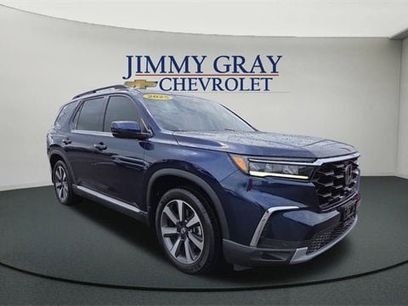Used 2025 Honda Pilot Touring
