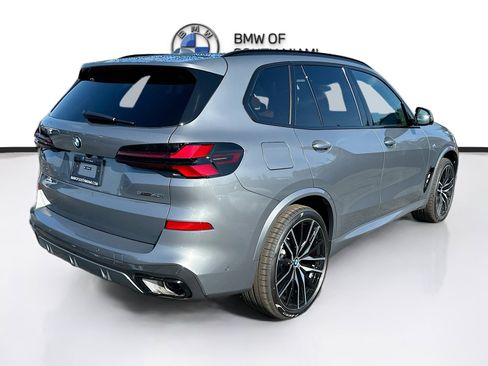 New 2026 BMW X5 sDrive40i w/ M Sport Package RWD image 6