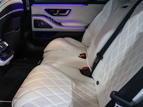 Used 2023 Mercedes-Benz S 580 4MATIC Sedan image 21