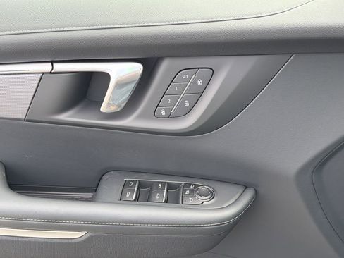 New 2026 Buick Enclave Sport Touring w/ Power Package FWD image 15