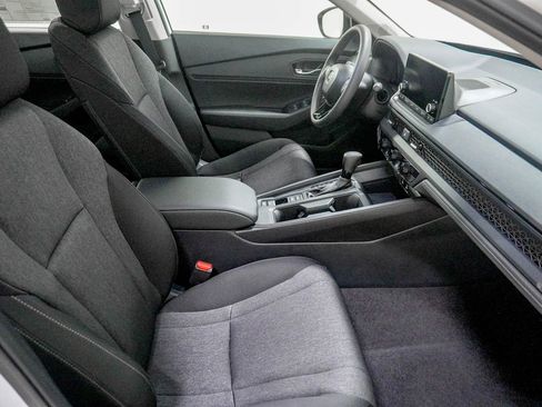 New 2025 Honda Accord SE image 29