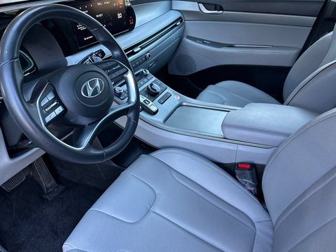 Used 2025 Hyundai Palisade SEL FWD image 9