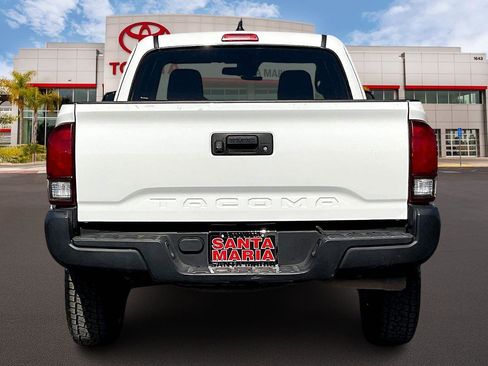 Used 2021 Toyota Tacoma SR image 4
