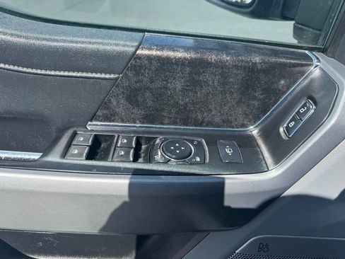 Used 2023 Ford F350 XLT w/ XLT Premium Package AWD/4WD image 15