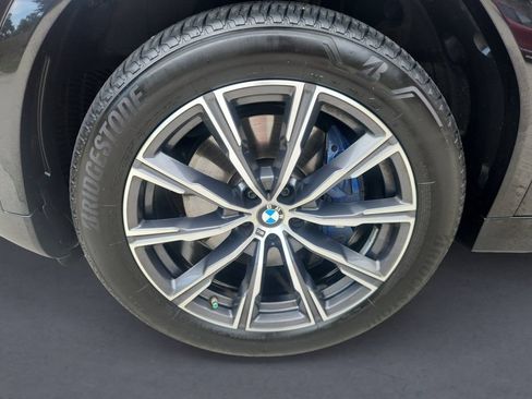 Used 2026 BMW X6 xDrive40i AWD/4WD image 8