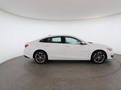 Used 2024 Chevrolet Malibu LT image 22
