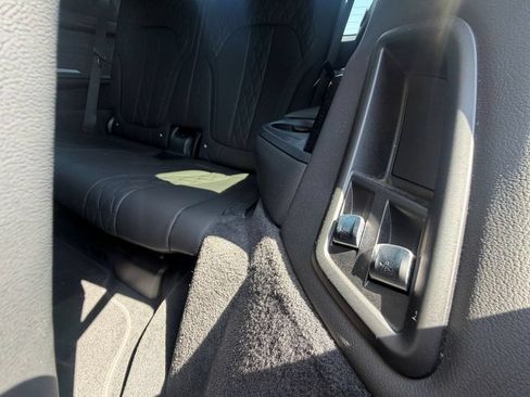 Used 2023 BMW X7 M60i w/ Executive Package AWD/4WD image 30