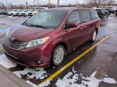 Used 2015 Toyota Sienna XLE