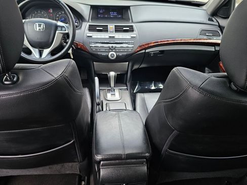 Used 2012 Honda Crosstour EX-L image 19
