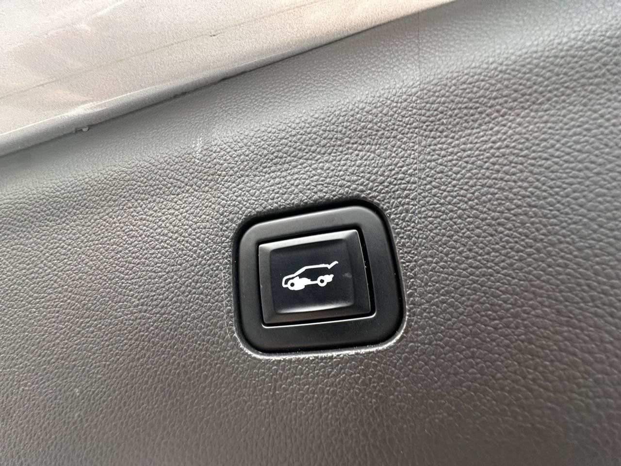 Used 2021 Buick Enclave Premium w/ Sun and Sites Package FWD image 63