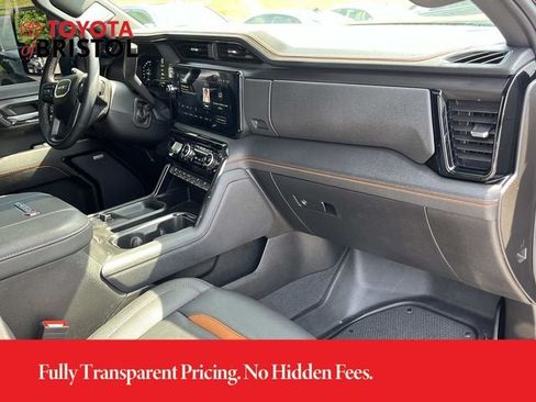 Used 2024 GMC Sierra 2500 AT4 w/ AT4 Premium Plus Package AWD/4WD image 23