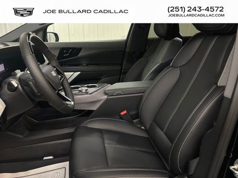 New 2025 Cadillac Optiq Sport 1 w/ LPO, Floor Liner Package AWD/4WD image 4