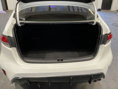 Used 2023 Toyota Corolla SE w/ SE Premium Package image 8