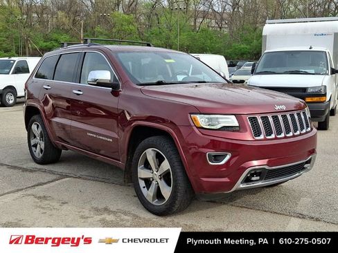 Used 2016 Jeep Grand Cherokee Overland image 2