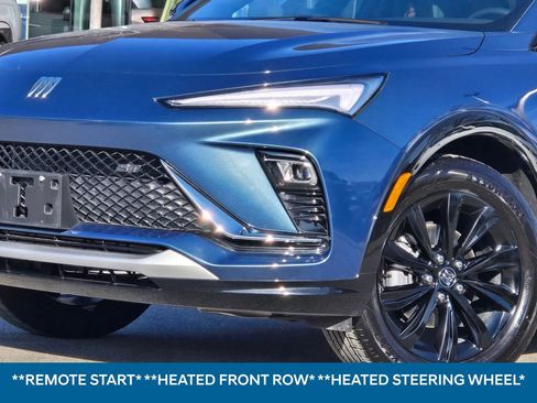 Used 2025 Buick Envista Sport Touring w/ Convenience I Package image 2