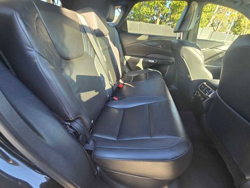 Used 2023 Lexus RX 350 Premium image 14