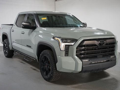 Used 2024 Toyota Tundra SR5 w/ SR5 Premium Package image 3