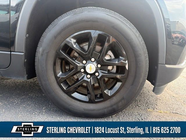 Used 2018 Chevrolet Traverse LT w/ LPO, Floor Liner Package FWD image 28
