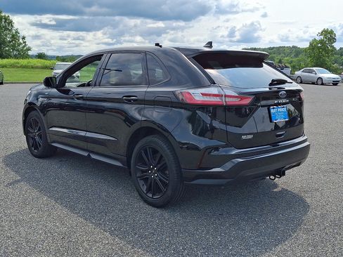 Certified 2023 Ford Edge ST-Line w/ Class II Trailer Tow Package AWD/4WD image 5
