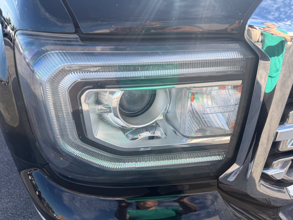 Used 2018 GMC Sierra 1500 SLT w/ Texas SLT Premium Package AWD/4WD image 6