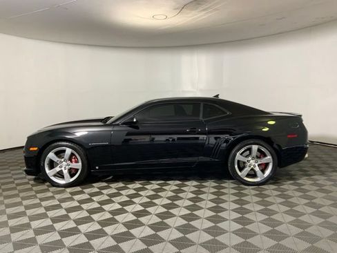 Used 2010 Chevrolet Camaro SS RWD image 8