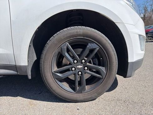 Used 2017 Chevrolet Equinox LT image 7