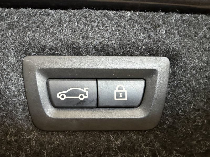 Used 2020 BMW 540i RWD image 14