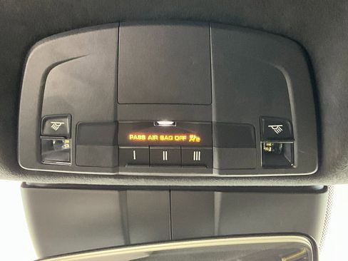 Used 2022 Porsche 718 Cayman GT4 image 13