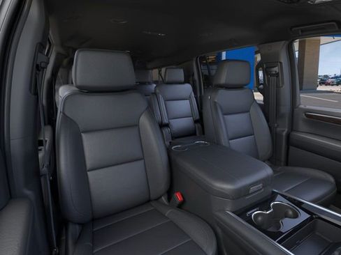 New 2026 Chevrolet Suburban LT w/ Comfort Package image 16