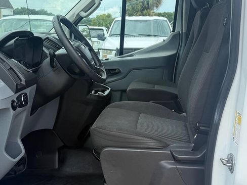 Used 2019 Ford Transit 250 130 Low Roof w/ Exterior Upgrade Package RWD image 10