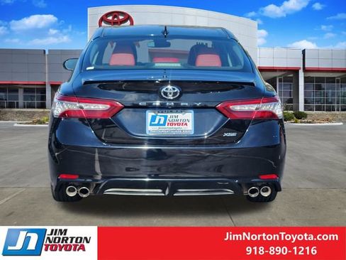 Used 2020 Toyota Camry XSE FWD image 7