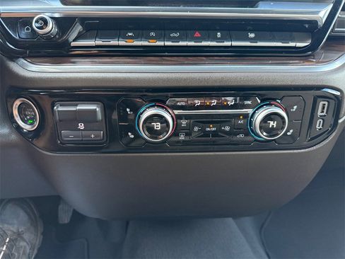 Used 2025 GMC Sierra 1500 SLT image 24