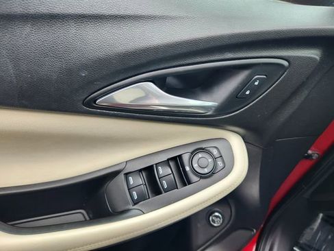 Used 2020 Buick Encore GX Select image 9