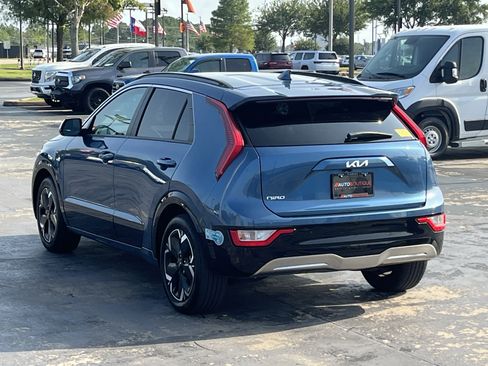 Used 2023 Kia Niro Wind FWD image 9