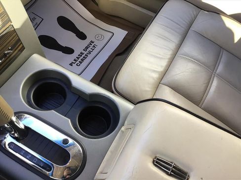 Used 2007 Lincoln Mark LT 4x4 image 19