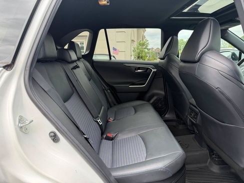 Used 2021 Toyota RAV4 XSE AWD/4WD image 20