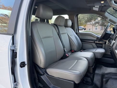 Used 2020 Ford F250 XL w/ Power Equipment Group image 10