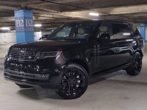 New 2026 Land Rover Range Rover Long Wheelbase SE AWD/4WD image 1