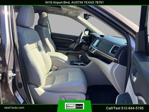 Used 2016 Toyota Highlander Limited Platinum image 35