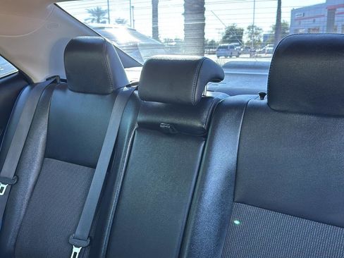 Used 2019 Toyota Corolla SE image 25